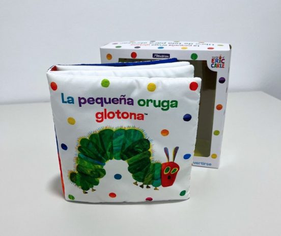 La pequeña oruga glotona - Un libro de tela para abrazar