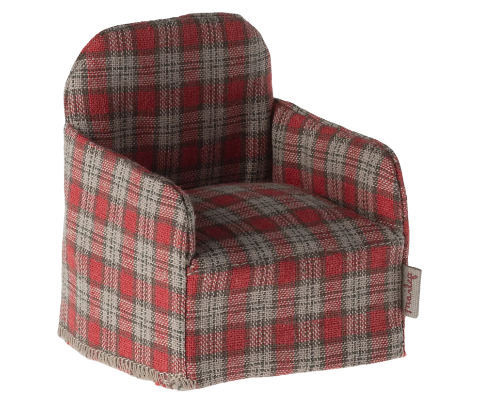 Sillón ratón cuadros rojos