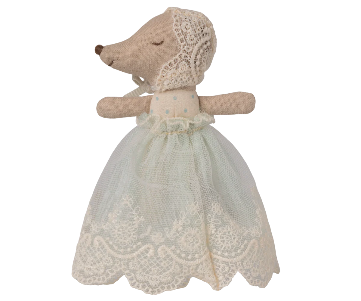 Ratón bebé con bata . Menta – Ratón bebé Maileg