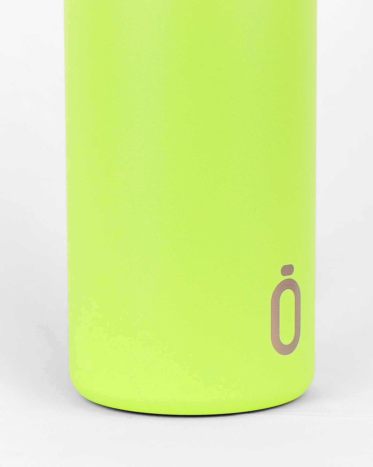 Mii 60 . Sharp Green – Botella Termo 600 ml - Librería Educania